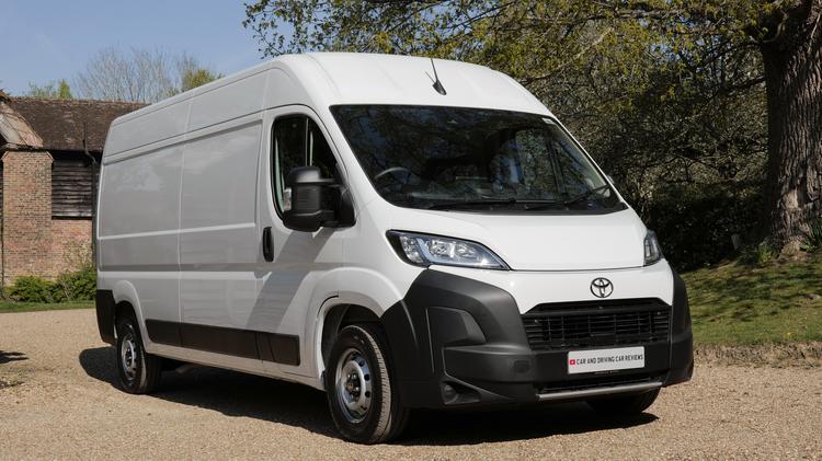 TOYOTA PROACE MAX 2.2D 140 Icon H2 Van